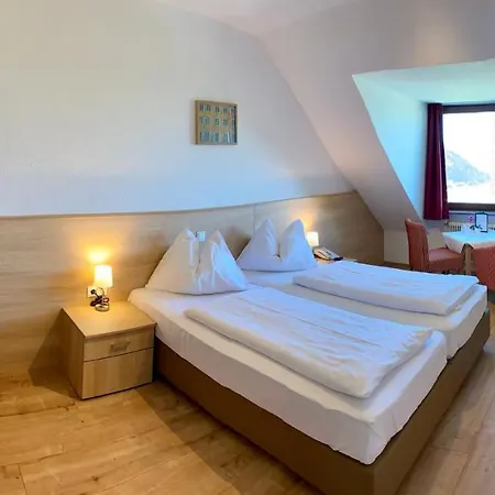 Schöne Aussicht 3*