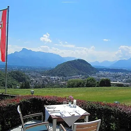 Schoene Aussicht Salzburg