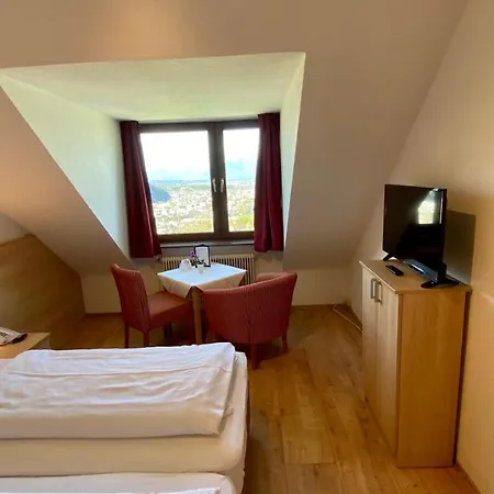 Schoene Aussicht Salzburg