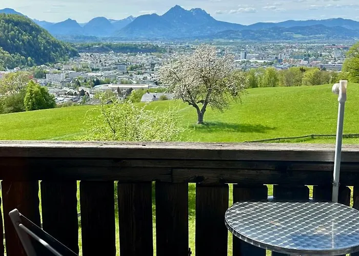 Hotel Schoene Aussicht 3*