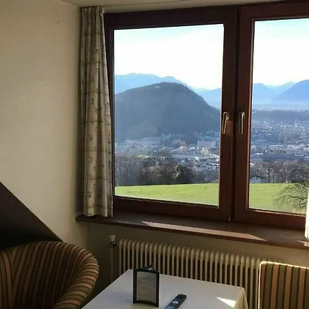 Schoene Aussicht Hotel 3*