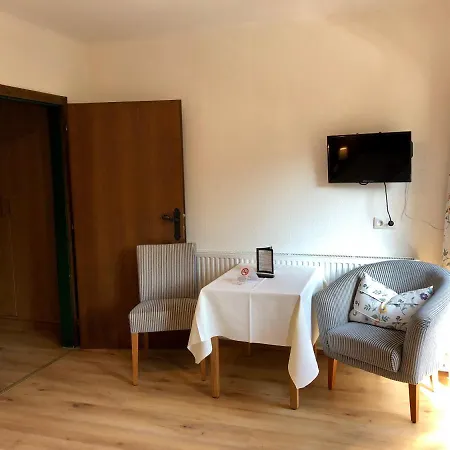 Hotel Schoene Aussicht 3*