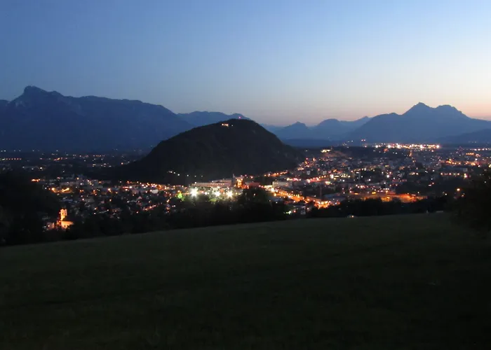 Hotel Schoene Aussicht Salzburg