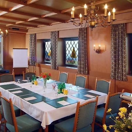 Hotel Schoene Aussicht 3*